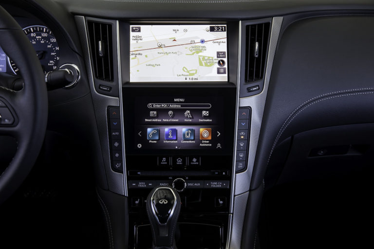Infiniti Finally Adopts Apple CarPlay and Android Auto