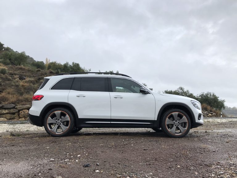 Fully Electric Mercedes-Benz GLB Coming In 2021