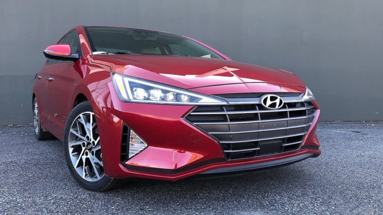 2020 Hyundai Elantra Ultimate Review: The Value Is In The Basics