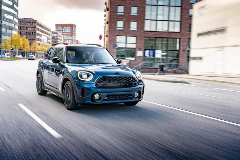 Mini Introduces Boardwalk Edition Countryman for 2022