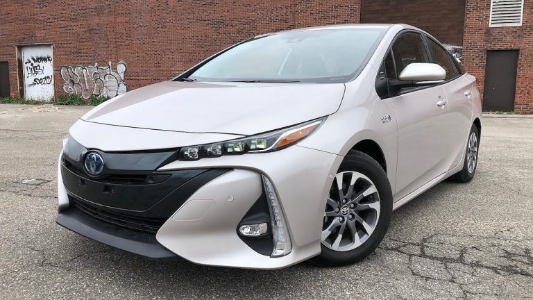 2021 Toyota Prius Prime Review: Tax Breaks Make It A No-Brainer