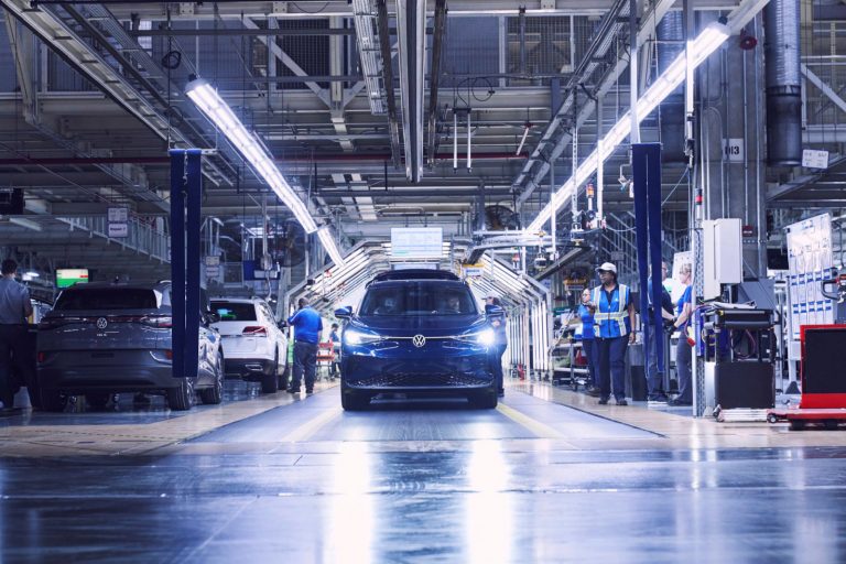 Volkswagen Considering Production of Audi and Porsche Models in the US
