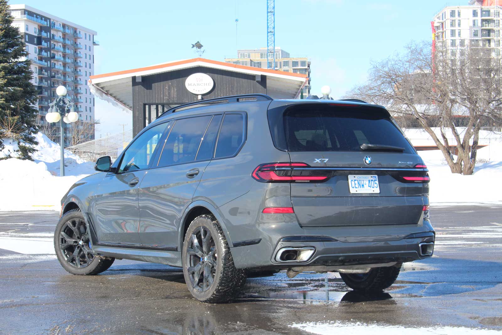 2023 BMW X7