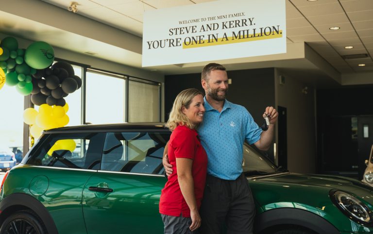 MINI Delivers One Millionth Fourth-Gen MINI Cooper to Canadian Couple