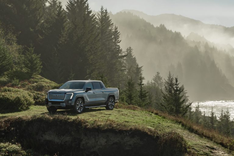 2024 GMC Sierra EV Denali Edition 1