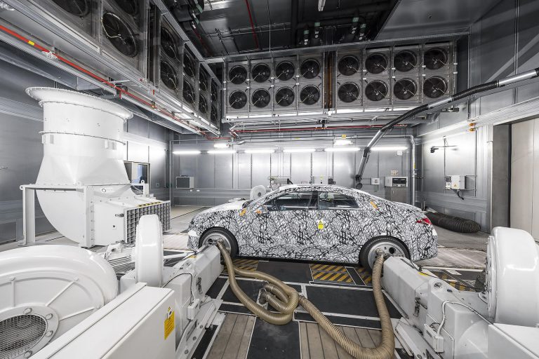 Mercedes-Benz Unveils High-Efficiency Powertrains with New MMA Platform