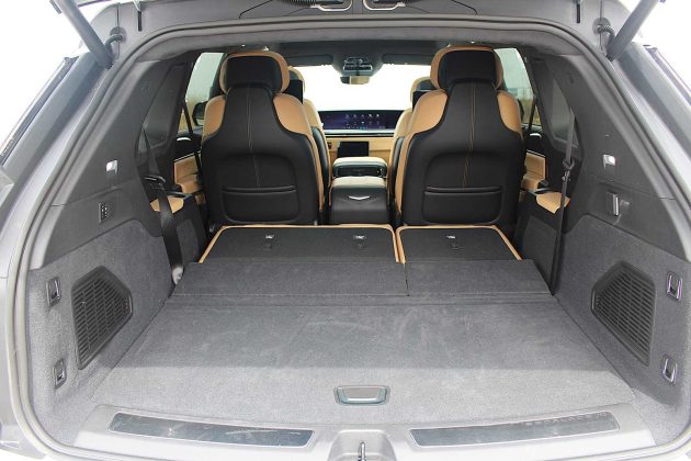2025 Cadillac Escalade IQ