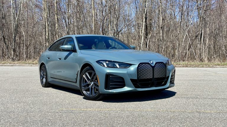 2025 BMW i4 eDrive40 | Photo: Germain Goyer
