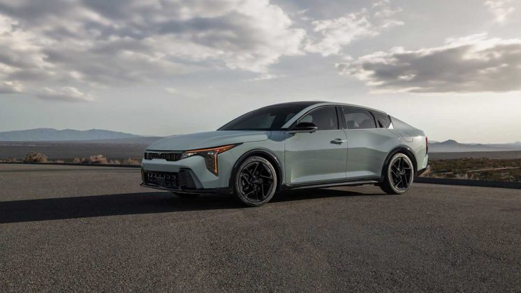 2025 Kia K4