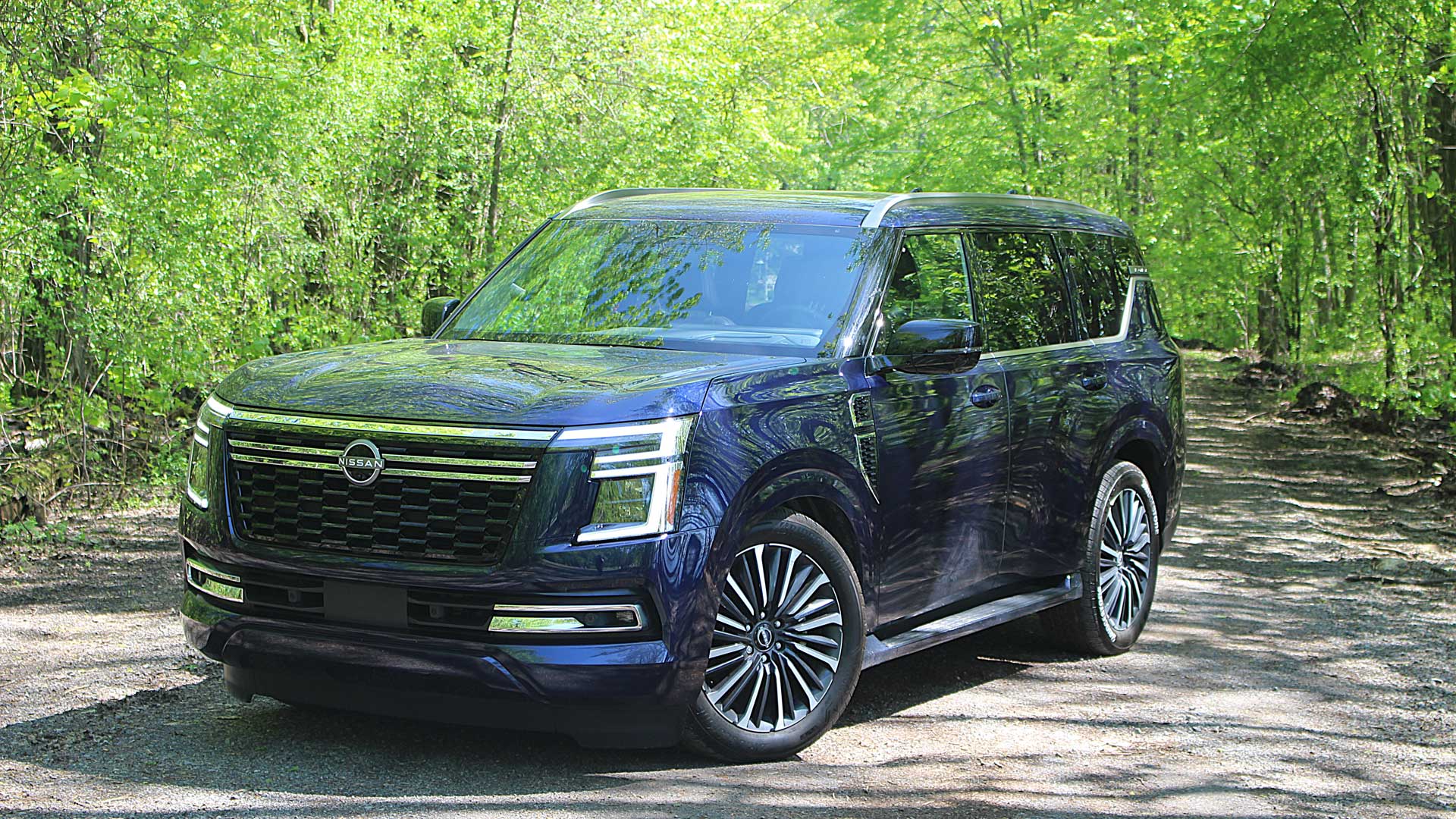 2025 Nissan Armada Platinum Reserve -04-MD - Front Three Quarters 2025 Nissan Armada Platinum Reserve