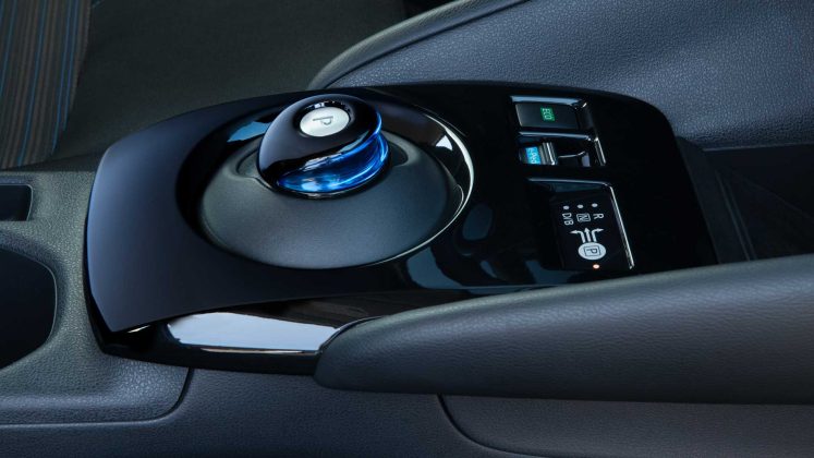 2025 Nissan LEAF