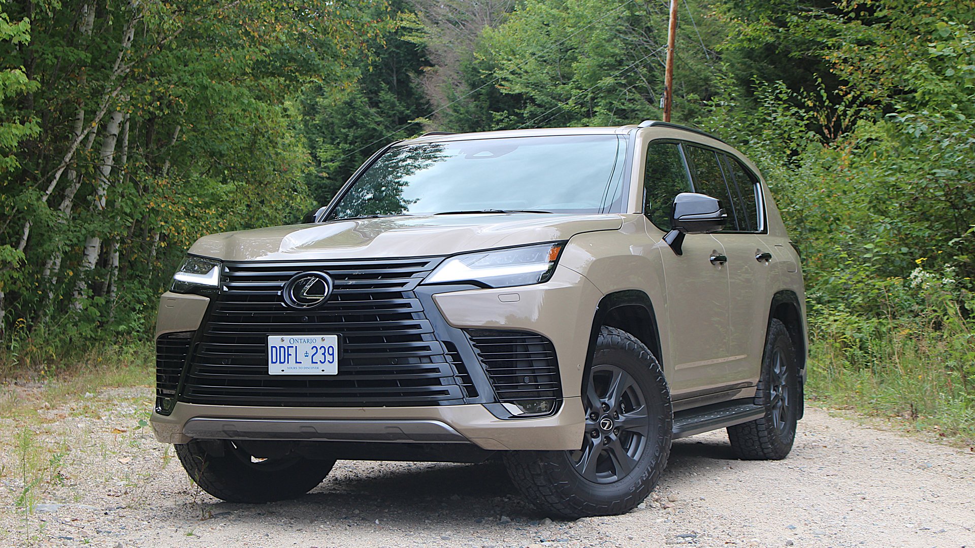 2025 Lexus LX 700h Overtrail+