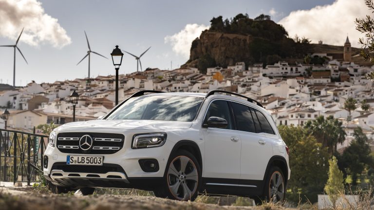 Mercedes-Benz GLB and AMG GLB 35 4MATIC Updated for 2026