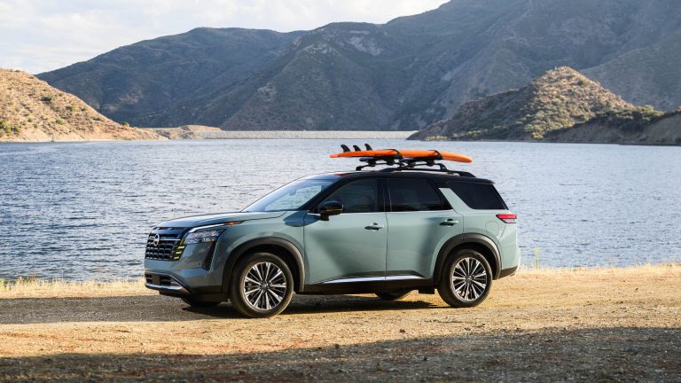 Nissan Reveals Updated 2026 Pathfinder with Standard 12.3-inch Screen and Extra Safety Tech