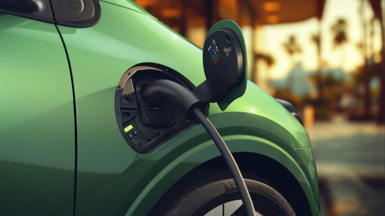 How to Protect Your EV Battery and Charge it Smarter Year-Round