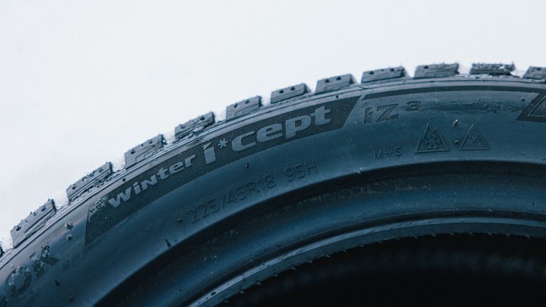 Hankook Winter i*cept iZ3 Winter Tire Review: Powering Through Quebec Winter