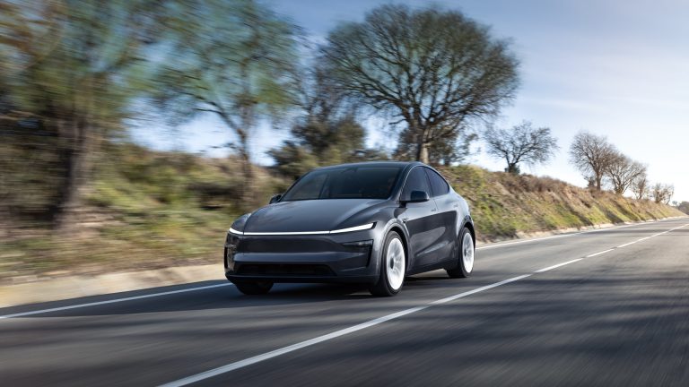 Tesla, Volvo, Lotus Among First to Benefit from Canada-China EV Tariff Reduction