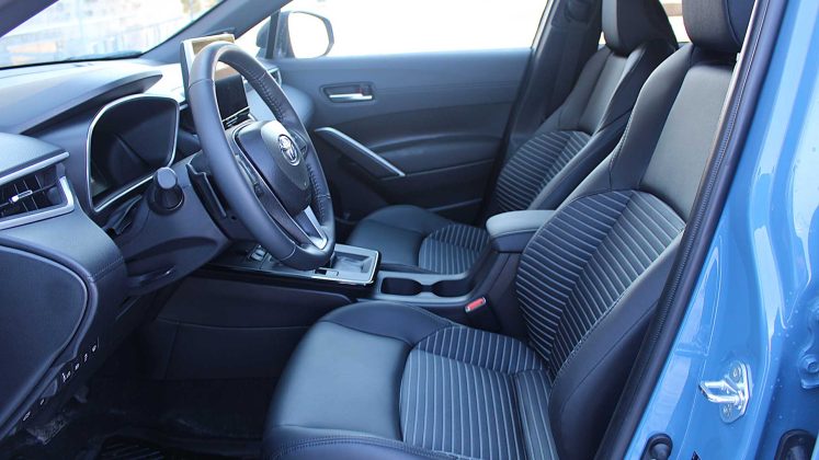 2026 Toyota Corolla Cross XSE Hybrid