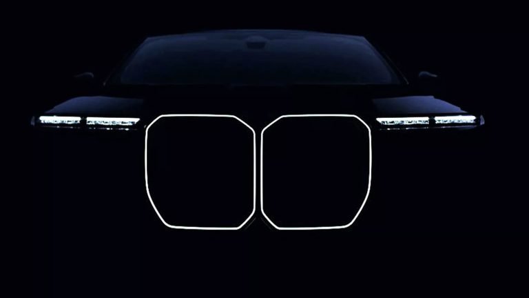 BMW 7 Series Gets an Even Bigger “Nose Job” for 2027
