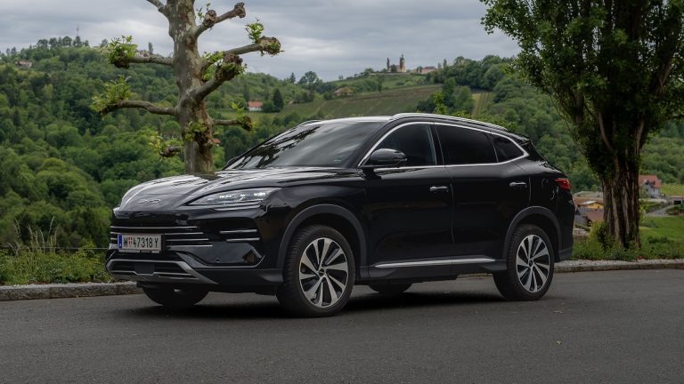Industry Minister Says BYD, Geely, and Chery are Open to Canadian Manufacturing Joint Ventures