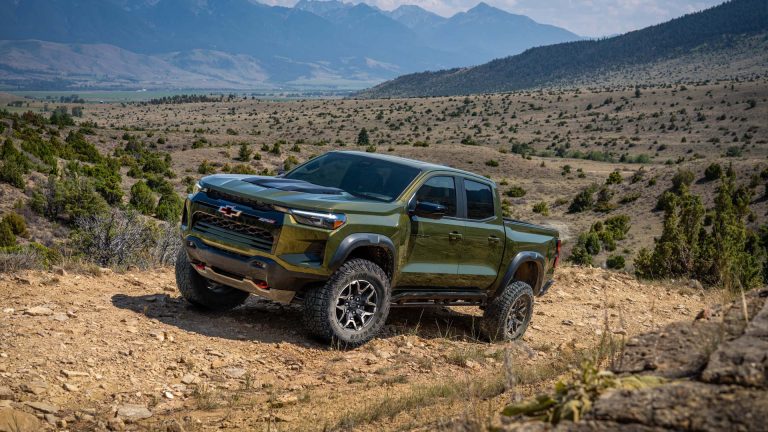 The 2027 Chevrolet Colorado and GMC Canyon Gain 40 Horsepower Thanks to a Revised Engine