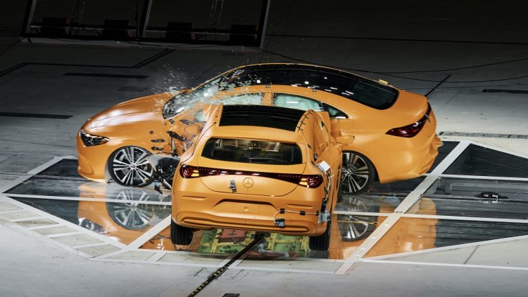 Mercedes-Benz Stages Spectacular T-Bone Crash Test to Demonstrate the New CLA’s Safety