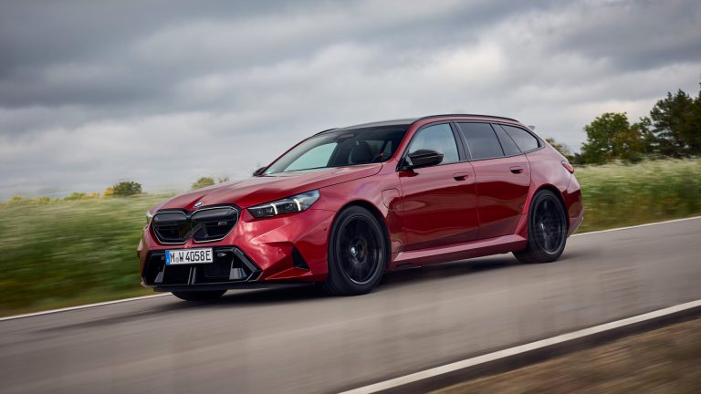 Photo Gallery: Wards’ 10 Best Powertrains of 2026