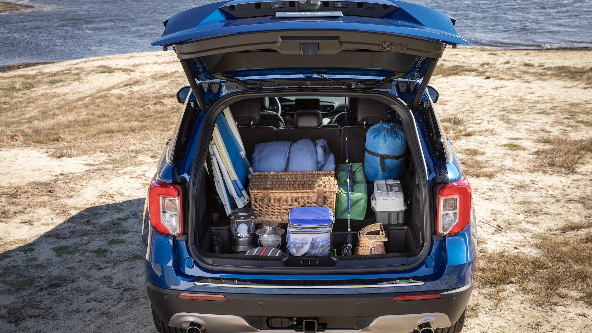 All-new Explorer Hybrid is a no-compromise Ford hybrid SUV designed to offer performance and capability in a fuel-efficient package.